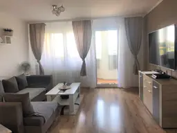 Preislich attraktive Wohnung mit Kinderzimmer, Loggia und Tiefgarage!