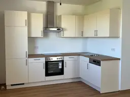 Ab sofort: Neu sanierte Wohnung mit Büro/ Kinderzimmer! Haustiere erlaubt!