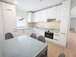 Wohnen am Wald: Attraktives Ein- oder Zweifamilienhaus auf 128m², 5 Zimmern &amp; Erweiterungspotential