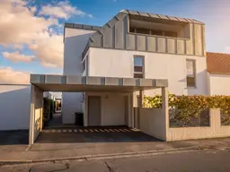 Hauscharakter trifft Wohnkomfort: Maisonette in einem Neubau mit nur 4 Wohneinheiten