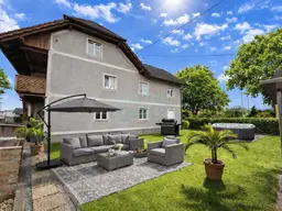 Exklusives Familienanwesen an der B3 mit Wellnessbereich, Weinkeller und Garten