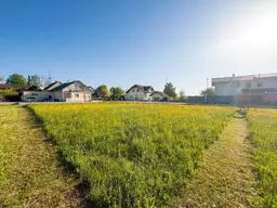 Sonniges Grundstück in angenehmer Wohnsiedlung ohne Bauzwang