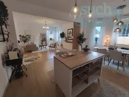 Neu renovierte Erdgeschosswohnung mit stilvollem Altbaucharme und Top-Ausstattung