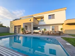 Premium Massivbau-Villa (BJ 2026) mit 50er-Ziegel, Pool, Designküche, PV-Anlage, Garage &amp; mehr