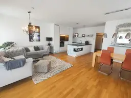 Neuer Preis! Hochwertige 92 m² Neubauwohnung mit Eckbalkon, Lift, HAKA-Küche &amp; 2 Parkplätzen