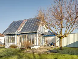 Ökologisches Traumhaus mit Garten und begehbarer Dachterasse