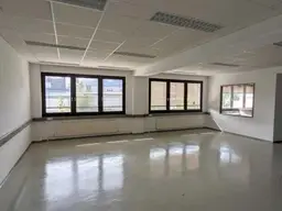 Attraktive Gewerbefläche in Innsbruck: 225 m², jetzt mieten!