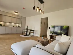 Provisionsfrei: Stilvolle Neubau-Wohnung in Seenähe