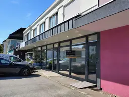 Attraktives Geschäftslokal mit Fensterfront - 85m2 - Ostermiething