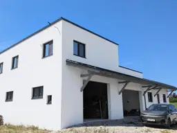 Neuer Bungalow mit Halle, großer Garage und Einliegerwohnung zu verkaufen