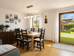 Viel Platz zum Leben – stilvoll modernisiertes Einfamilienhaus in Unken