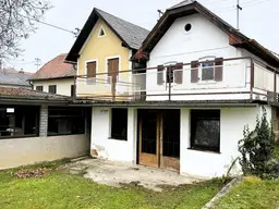 Sanierungsbedürftiger Weinkeller/Wohnhaus mit Weingarten