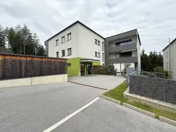 Wohnen in Ruhelage: 3-Zimmer Wohnung in Mutters