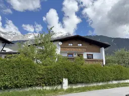 Ruhig gelegenes Wohnhaus mit drei Einheiten und Garten in Wildermieming