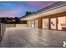 STILVOLLES PENTHOUSE IN BESTLAGE VON GÖFIS – GROSSZÜGIGE TERRASSE MIT PANORAMABLICK