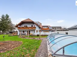 Schönes, großes Einfamilienhaus | großer Pool | Sauna | Doppelgarage | zwei Wohneinheiten mgl.
