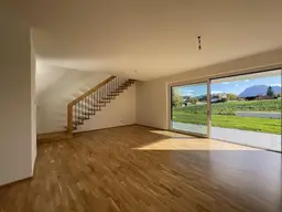PROVISIONSFREI + BARRIEREFREI - Mit Lift zwischen EG und OG. 4 Zimmer, 2 Terrassen &amp; Garten!
