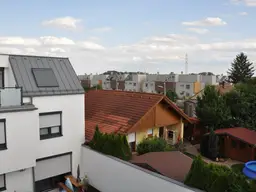 PROVISIONSFREI - KIRSCHENOASE - WÄRMEPUMPE - 5 ZIMMER UND SOFORT VERFÜGBAR!