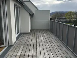 Fernsicht PUR- Sonnige Wohnung mit 2 großen Terrasse/ Dachterrasse, inkl. Küche- Nähe Bhf. Brunn