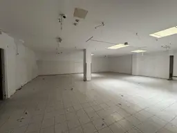 Große Geschäftsfläche in gute Lage in Linz! Anfragen und Besichtigen!