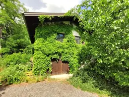 Im Herzen des Mittelburgenlandes: Idyllische Weingartenhütte + Weingarten in Top-Lage + Seltene Gelegenheit