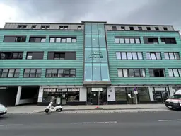 Moderne Bürofläche in Wels - Perfekt für Praxis oder Büro - 98m², 2 Garagen, 2 WCs - Jetzt mieten für 1.437,12 €!
