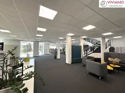 Großzügiges Gewerbe-Areal mit Büro- &amp; Hallenflächen in Wels I Büroflächen ab 500 m² zu mieten