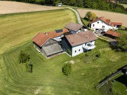 Vielseitiges ländliches Anwesen – Ideal für Gemeinschaftspraxis, Seminarzentrum oder Tierhaltung.