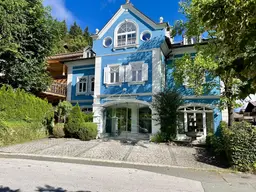 Wohnen und Arbeiten in Kitzbühel - Zentral gelegener Hausanteil mit Wohnung, Indoor-Pool, Geschäftslokal und Büro