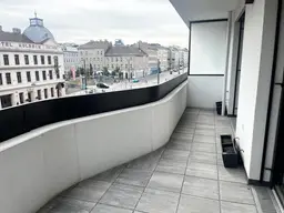 NEUBAU - Exklusive Stadtwohnung mit Freifläche und Küche