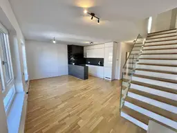 NEUWERTIGE MAISONETTE MIT 3 TERRASSEN UND STELLPLATZ IN BRUNN AM GEBIRGE