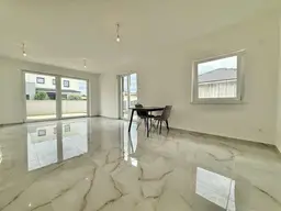 ***ERSTBEZUG IN FRANKENAU: HOCHWERTIGE DOPPELHAUSHÄLFTE MIT TERRASSE UND STELLPLÄTZEN***