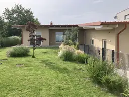 TRAUMHAFTER BUNGALOW MIT SEEBLICK! ERSTBEZUG!