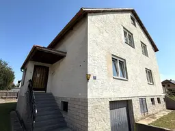 Großzügiges Haus in Traismauer mit Garten, Balkon &amp; Garage – renovierungsbedürftig!