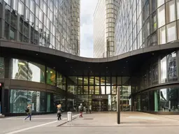 MEDIZINISCHE ELEGANZ ÜBER DEN DÄCHERN WIENS: ORDINATION MIT 6-7 PRAXISRÄUMEN IM ICON VIENNA IM 15. STOCK AM HAUPTBAHNHOF