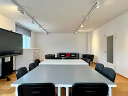 Provisionsfrei: Möbliertes Büro in Neumarkt am Wallersee zu vermieten