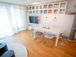 ERSTKLASSIGE 4 - ZIMMER- WOHNUNG IN ST.JOHANN I. PG.