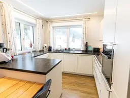 EINZIGARTIGE 4-ZIMMER-GARTENWOHNUNG IN FILZMOOS - Wohnen mit Blick auf die Berge - stilvoll, sonnig und direkt am Grünland