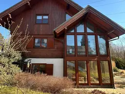 Ein Rückzugsort in der Natur – Wohnen auf 270m² mit 2.800 m² Garten in absoluter Ruhelage, nur 30 Min. von der Wiener Innenstadt entfernt