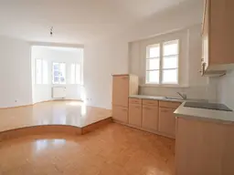 Altbau 2-Zimmer-Wohnung in Wels, 48m², Einbauküche, ideal für Singles oder Paare!