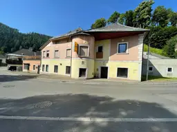 Vollvermietetes Wohn- und Geschäftshaus - Renditeobjekt für 550.000 €!
