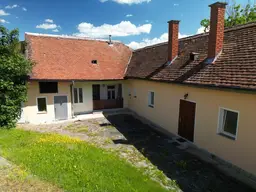 Sanierungsbedürftiges Haus mit viel Potenzial in Großpetersdorf