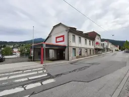 Großzügige Liegenschaft inkl. 110 m² Wohnung
