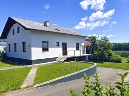 Natur trifft Lebensqualität in Thermenregion! Gemütliches Einfamilienhaus in sonniger Ruhelage mit traumhaftem Ausblick