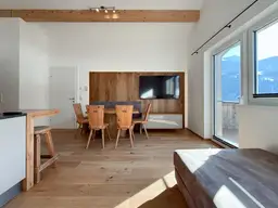 Dachgeschosswohnung mit Panoramablick am Südhang