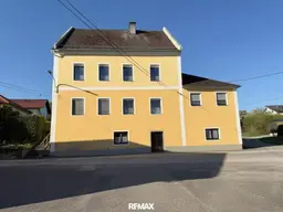 Mehrfamilienhaus mit großem Garten in St. Marienkirchen