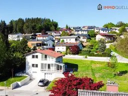 Vielseitiges Wohnen mit Weitblick in Scheibbs - Zwei Wohneinheiten, großzügiger Garten, Terrassen &amp; unverbaubarer Blick über die Stadt
