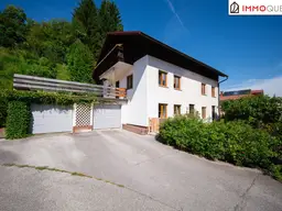 Familienfreundliches Einfamilienhaus mit Herz und Perspektive! Mit Sonnenterrasse, zwei Garagen, gepflegtem Garten und modernisierter Ausstattung – sofort einziehen und die Naturkulisse der Steyr genießen.