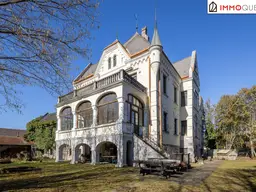 Ein Ensemble mit außergewöhnlicher Präsenz - Repräsentatives Herrenhaus mit weitläufigem Grundstück und außergewöhnlichem Entwicklungspotenzial in zentraler Lage von Kirchdorf an der Krems