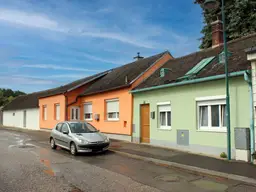 Landhaus im Dornröschenschlaf in Obermallebarn